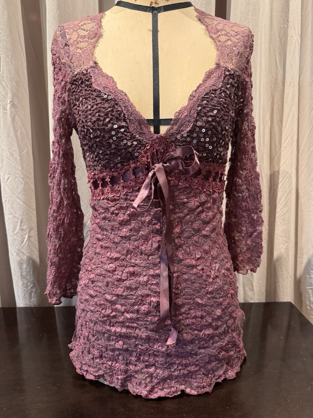 Rare Ann Ferriday VTG Sequin And Pucker Lace Cameo Back Top S/M
